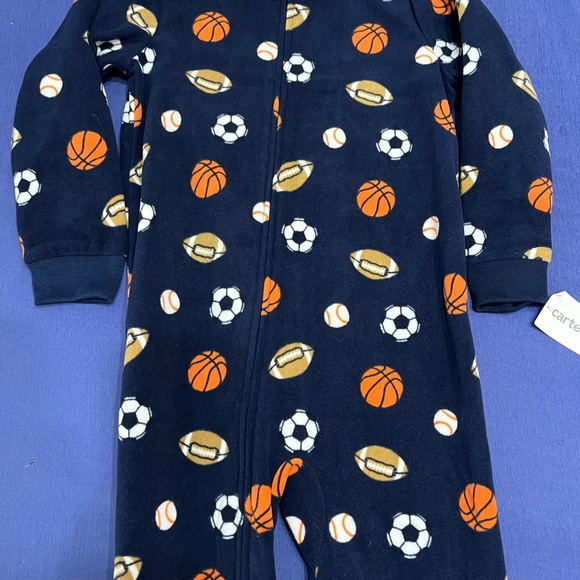 NWT Carters 4T pajamas - Picture 5 of 5